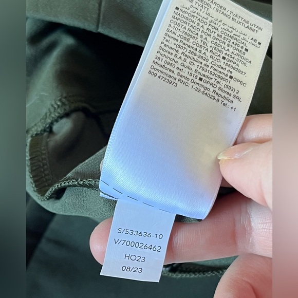 NWOT Athleta Endless High-Rise Pant In Color: “Aspen Olive” S/533636/10 SIZE 12 - Picture 12 of 12